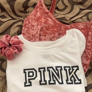 VS PINK WHITE TEE